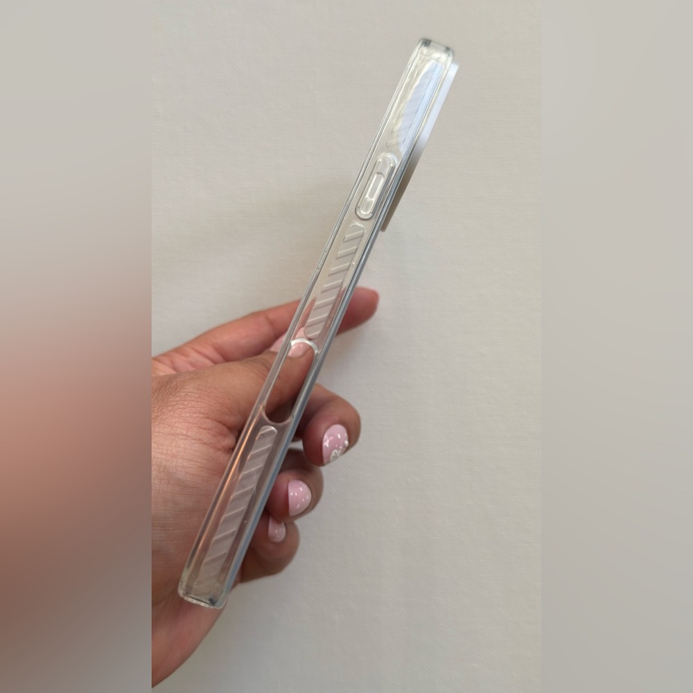 Phone Case Set - Picture 3 of 8